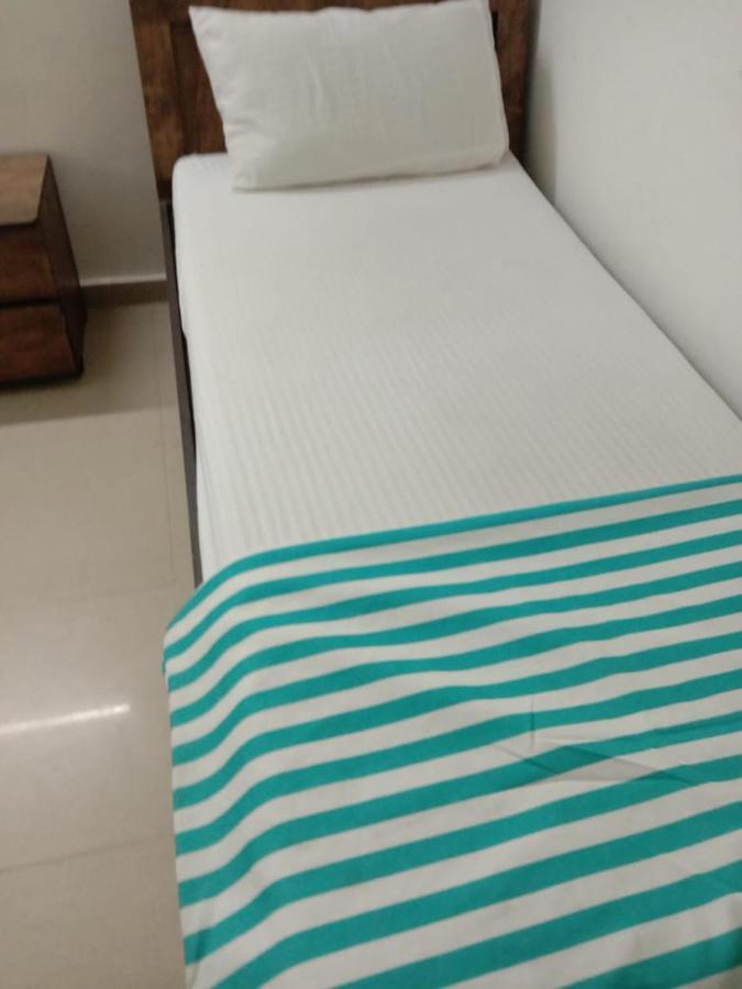 Hotel Swell Ahmedabad Exterior photo